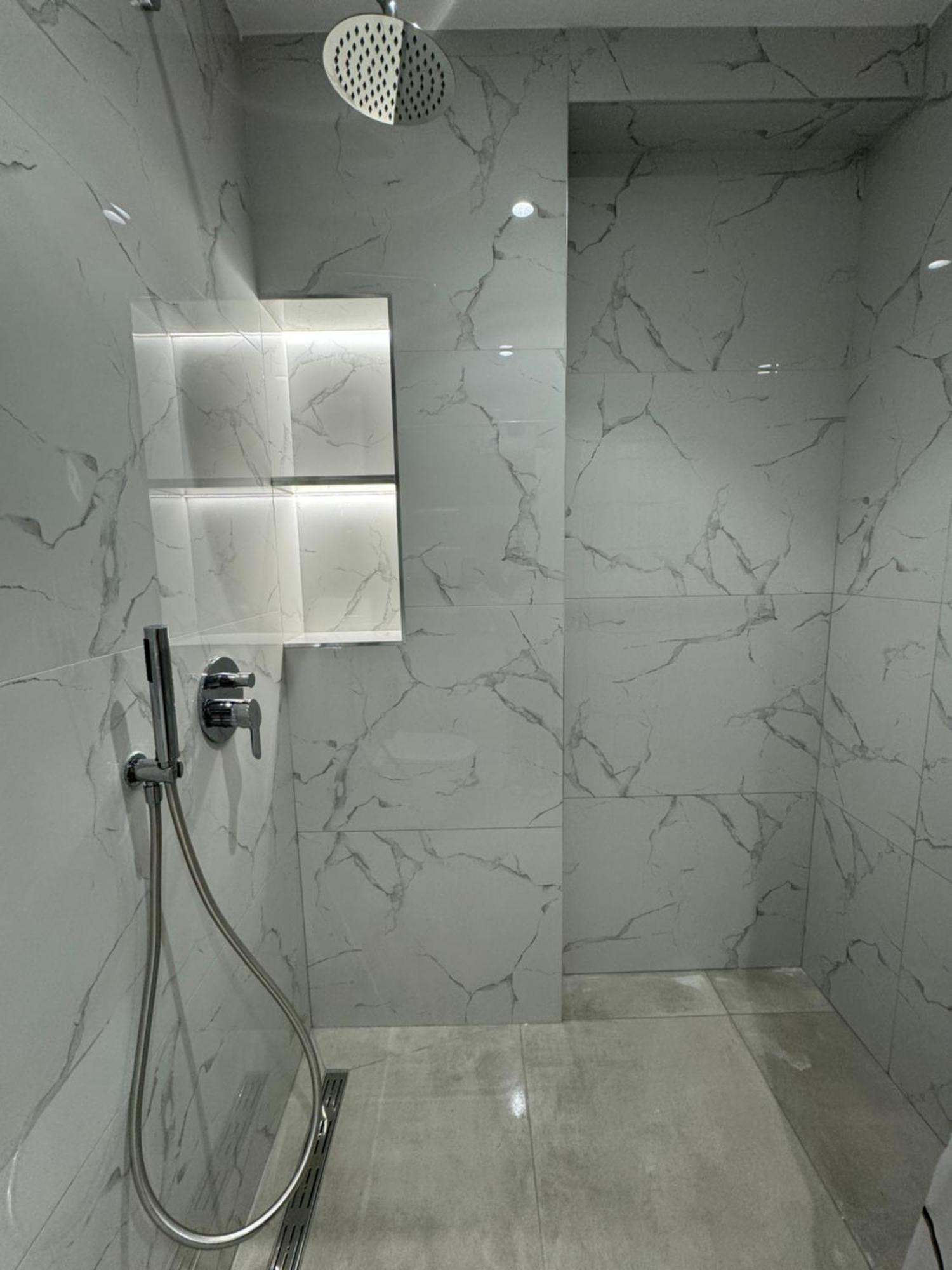 דירות Brand New Apartament טיראנה מראה חיצוני תמונה